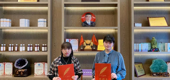 欢迎广东省惠州市刘女士前来翌芙莱总部考察，并成功签约