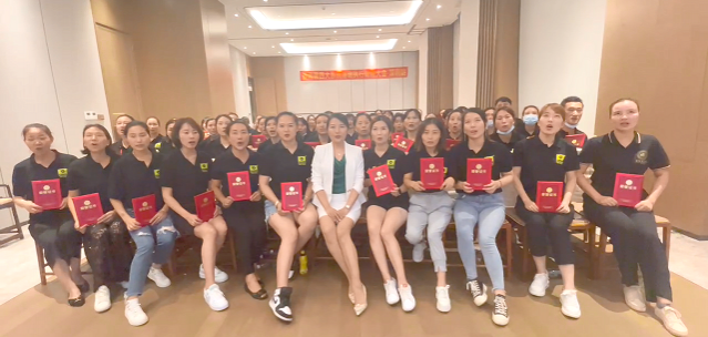 开启阿里巴巴财富之门 翌芙莱四大系统赋能会（深圳站）