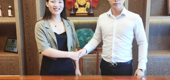 祝贺广东东莞高埗镇宁杜娟女士成功签约翌芙莱